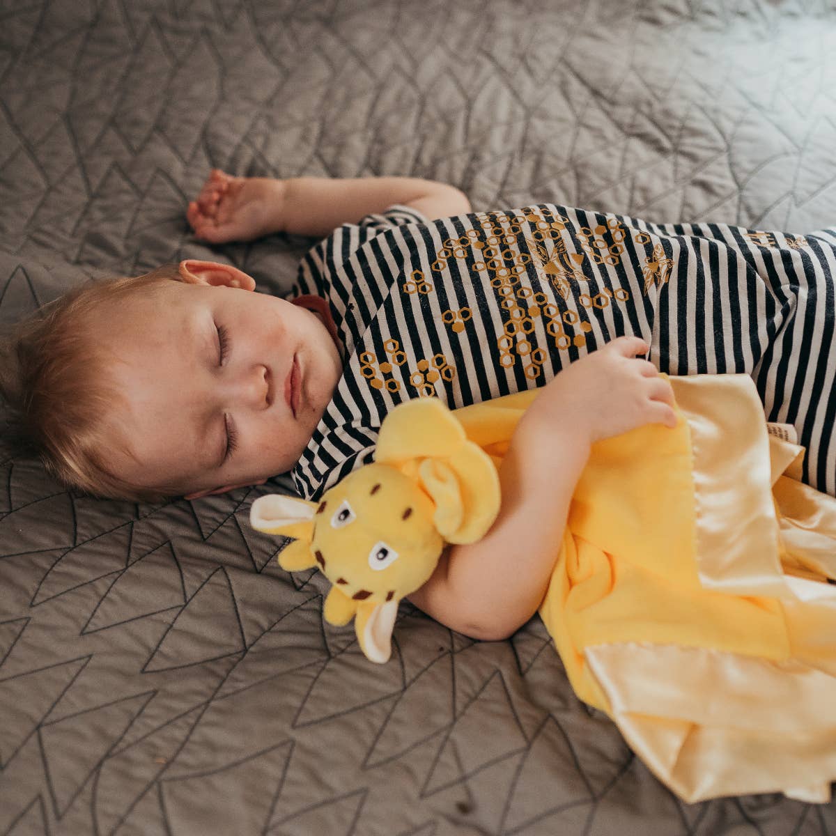 Giraffe Lovey Security Blanket