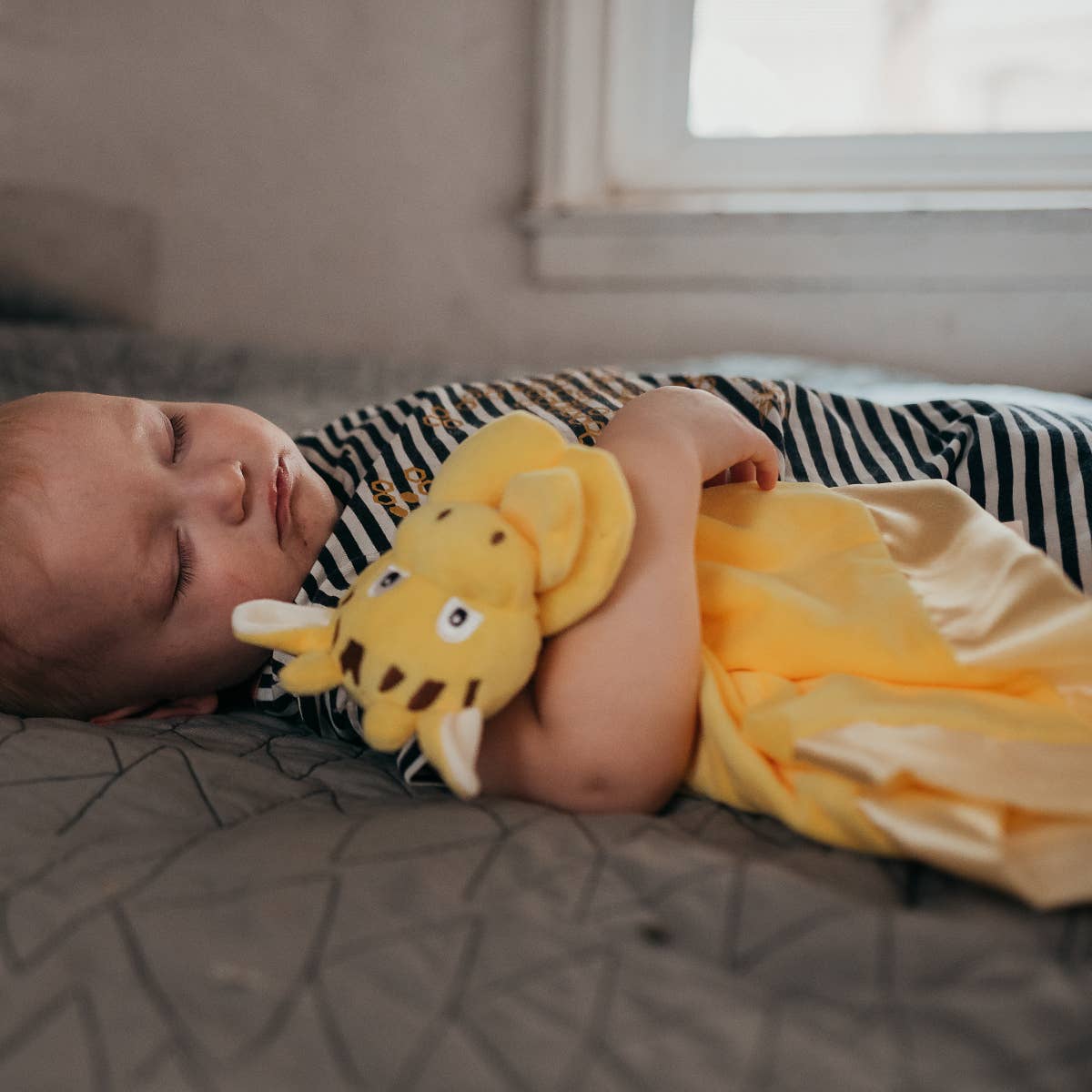 Giraffe Lovey Security Blanket